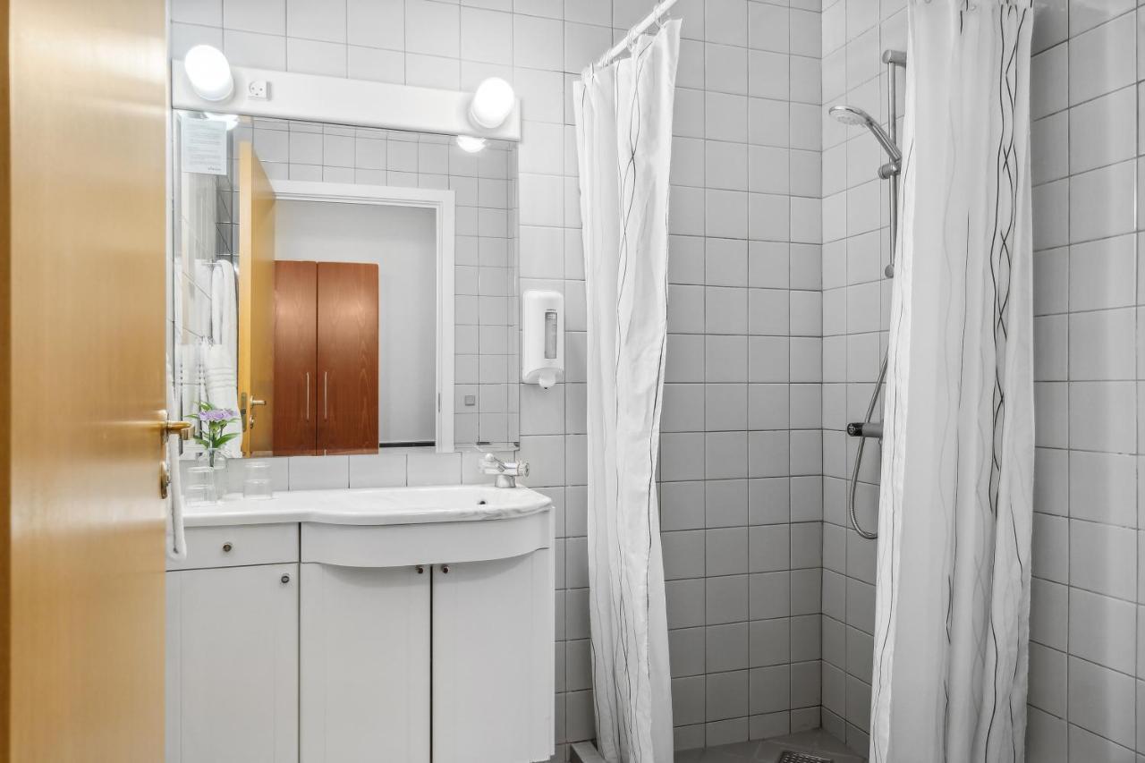 Hotel Pinenhus Glyngøre Kültér fotó