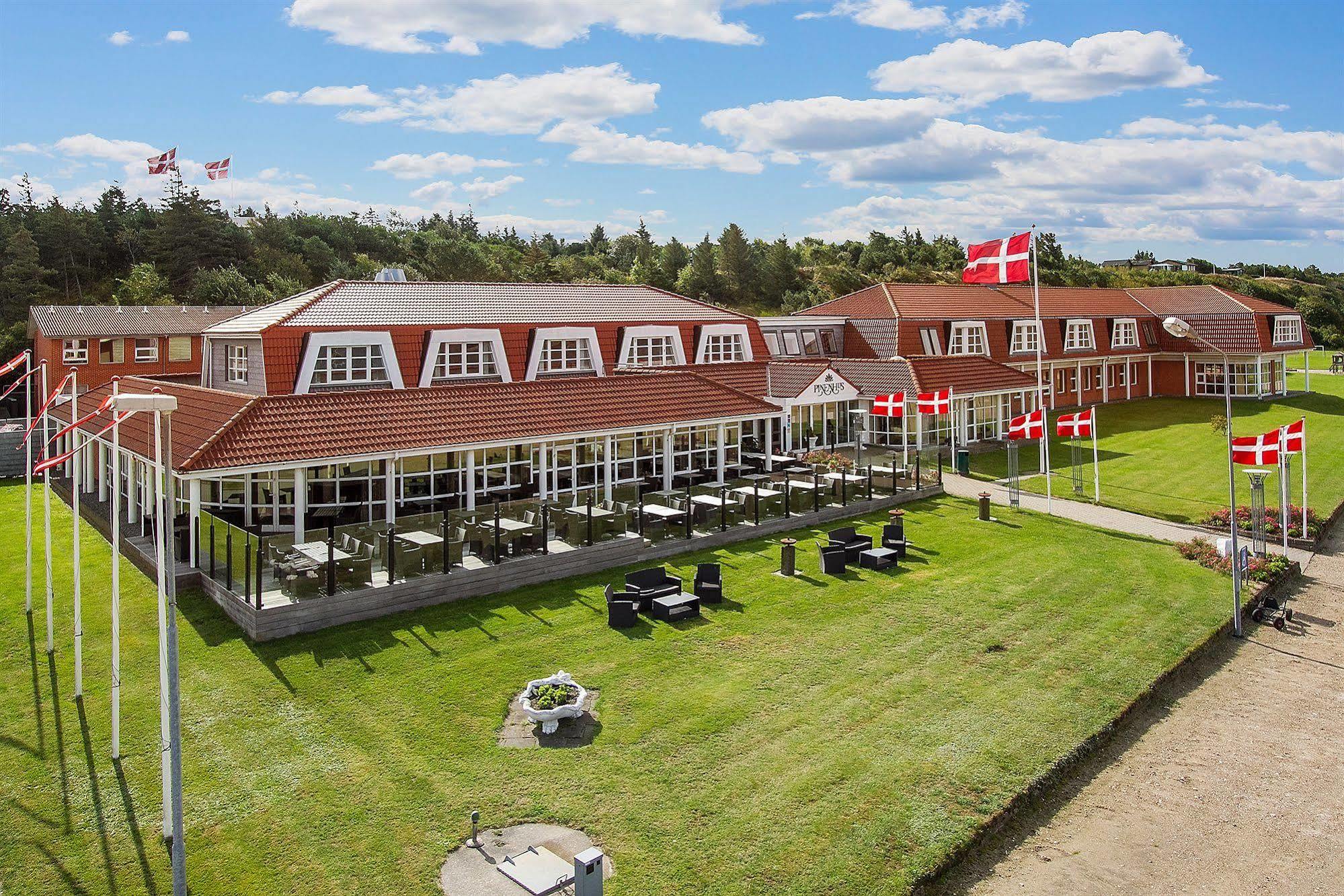 Hotel Pinenhus Glyngøre Kültér fotó