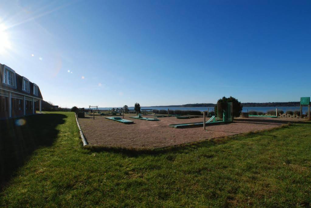 Hotel Pinenhus Glyngøre Kültér fotó
